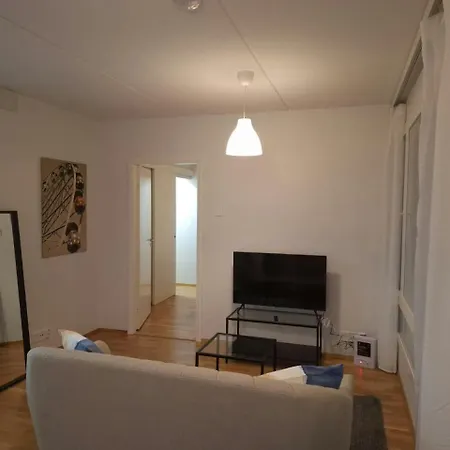 Apartment Convenient For 2 With Sauna *