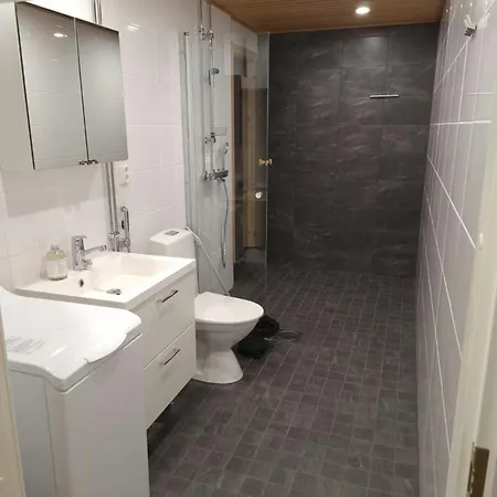 Apartment Convenient For 2 With Sauna *